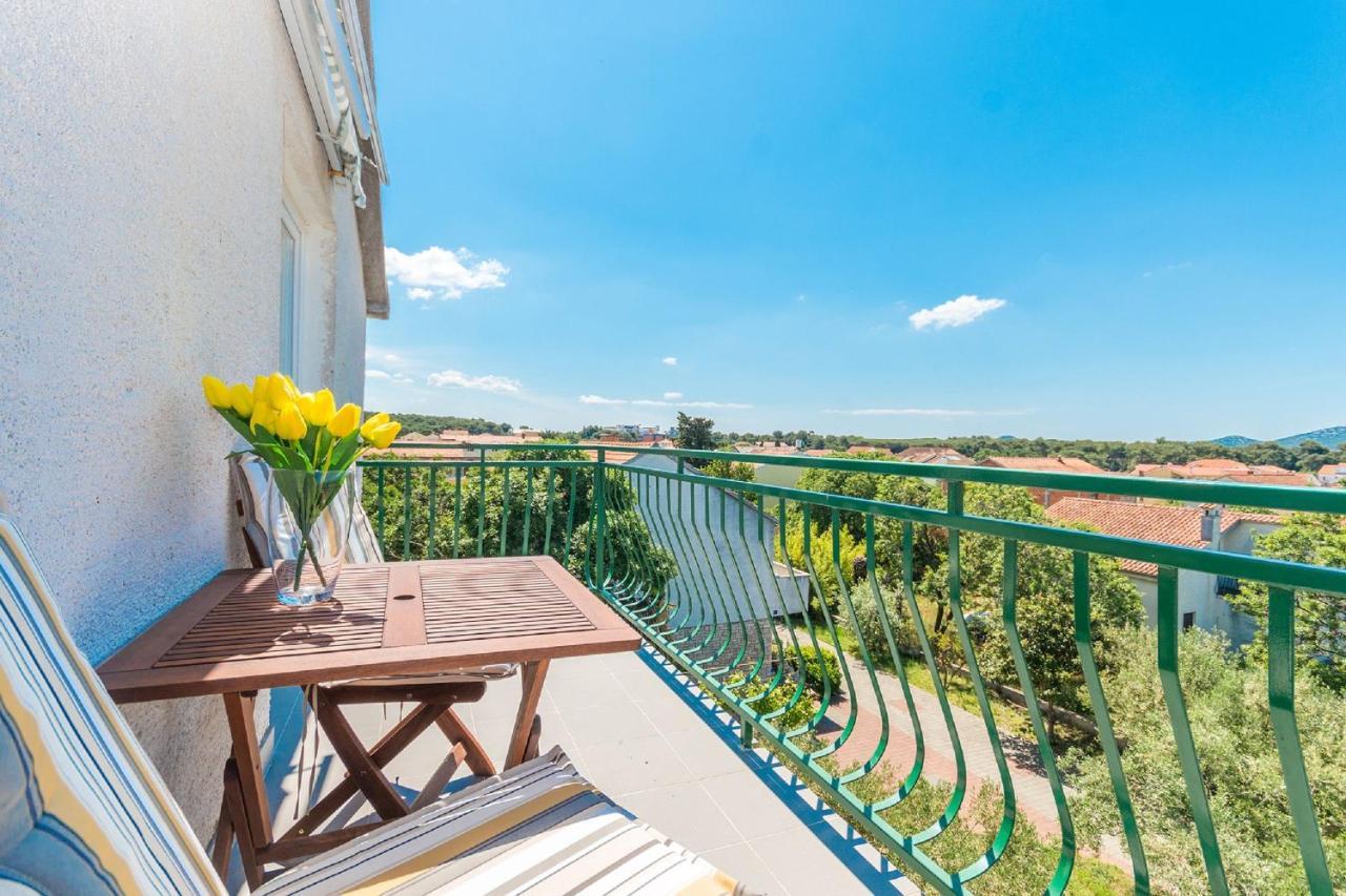 Apartment Lucija Biograd Na Moru Esterno foto