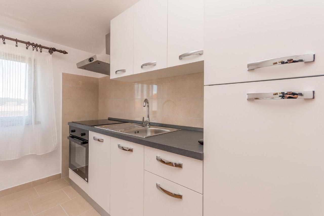 Apartment Lucija Biograd Na Moru Esterno foto